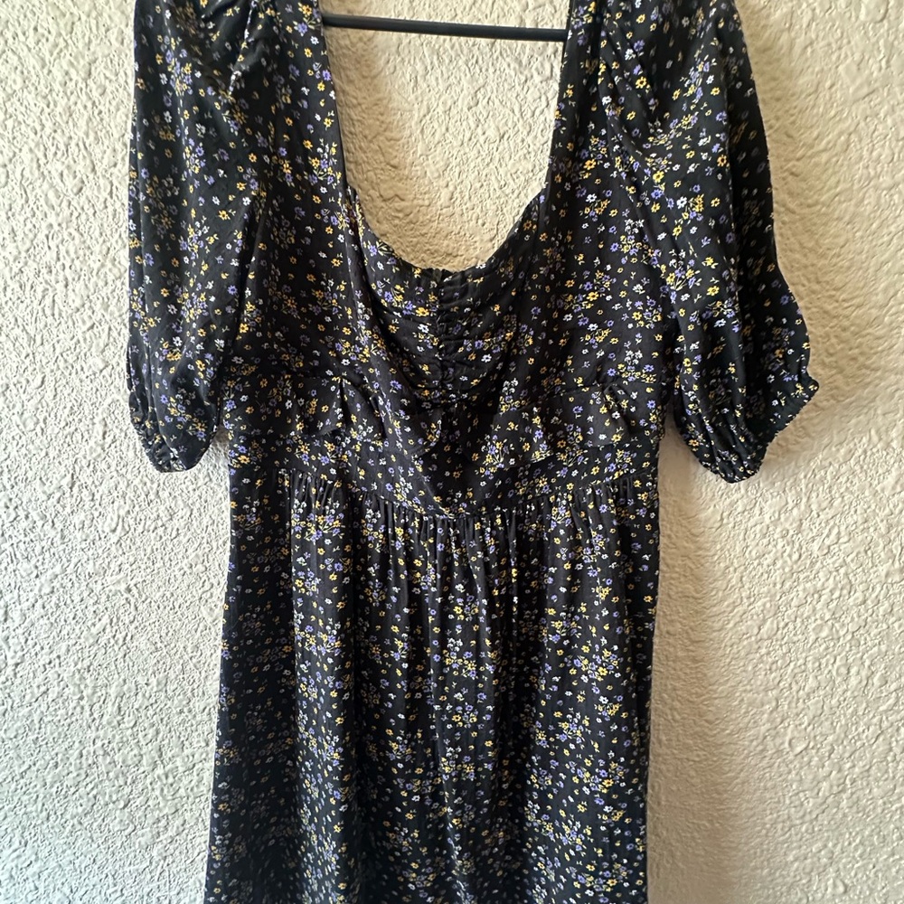 Forever 21 Black Floral Dress